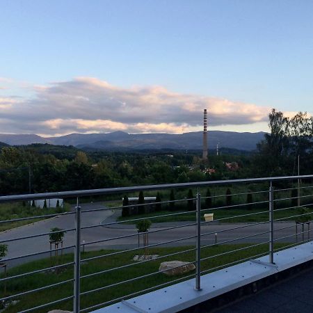 Apartament Happy View Apartment Jelenia Gora Bagian luar foto